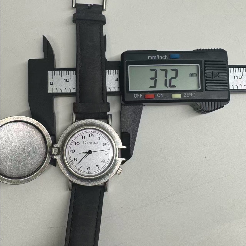 Vintage Tokyo Bay Watch Working - Picture 5 of 8